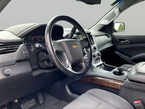 Used 2019 Chevrolet Tahoe LS RWD image 13