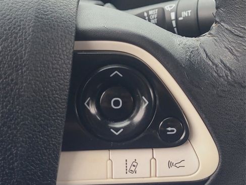 Certified 2017 Toyota Prius Prime Plus image 24