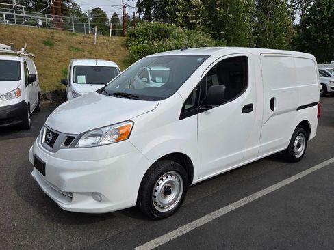 Used 2020 Nissan NV200 S w/ Back Door Glass Package FWD image 3