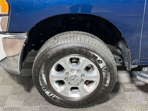 Used 2024 RAM 2500 Big Horn w/ Bed Utility Group image 28