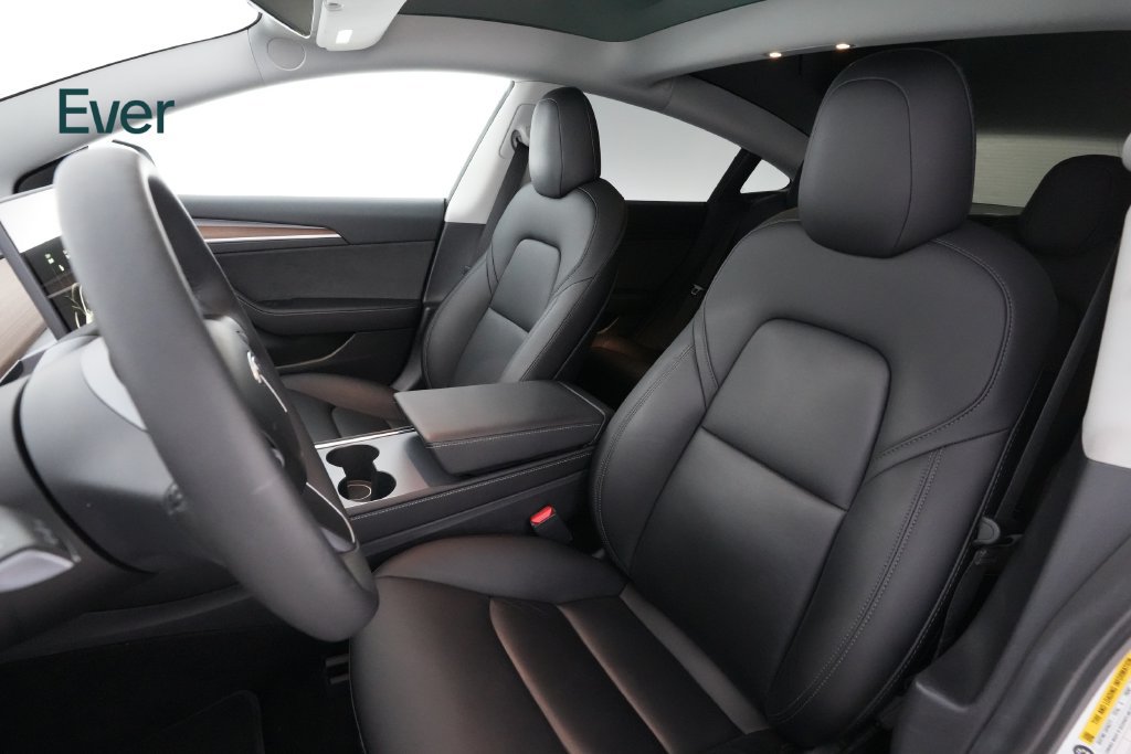 Used 2022 Tesla Model 3 Long Range AWD/4WD image 4