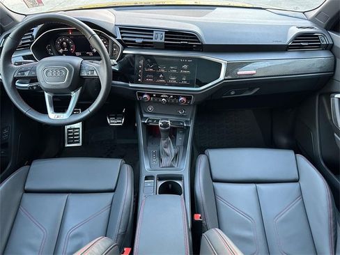 Certified 2025 Audi Q3 2.0T Premium Plus w/ Premium Plus Package image 17