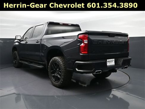Used 2022 Chevrolet Silverado 1500 RST w/ Z71 Off-Road Package image 5