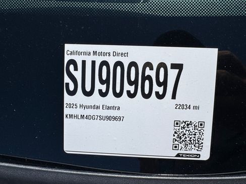 Used 2025 Hyundai Elantra Sport FWD image 19