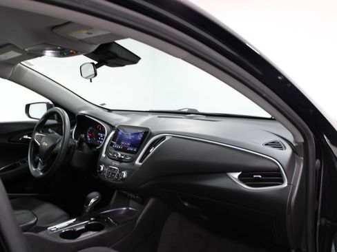 Used 2024 Chevrolet Malibu LT FWD image 27
