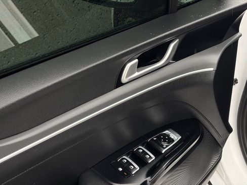 Used 2022 Kia K5 GT-Line image 15