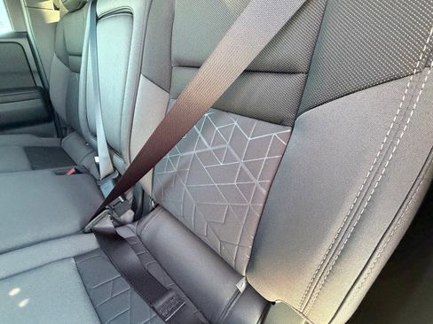 New 2026 Nissan Frontier SV image 22