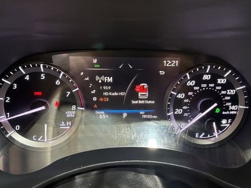 Used 2021 Toyota Highlander Limited image 13