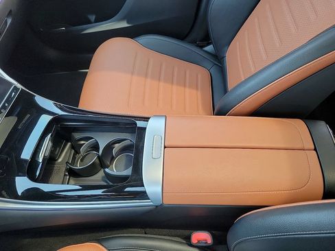 Used 2023 Mercedes-Benz GLC 300 4MATIC image 22