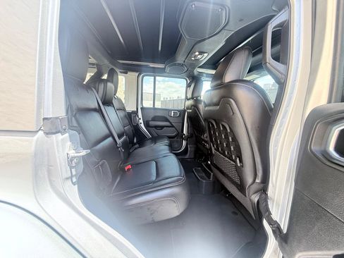 Used 2023 Jeep Wrangler Unlimited Rubicon 392 w/ Xtreme Recon 35" Tire Package AWD/4WD image 12