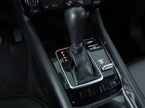 Used 2024 Jeep Compass Latitude image 22