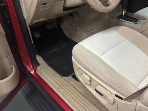 Used 2007 Ford Explorer XLT RWD image 24