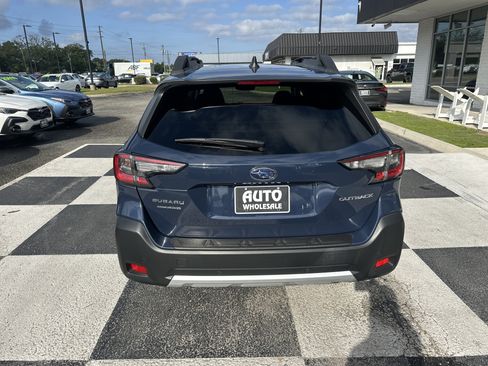 Used 2024 Subaru Outback Limited AWD/4WD image 4