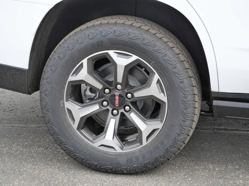 New 2026 GMC Yukon AT4 Ultimate AWD/4WD image 24