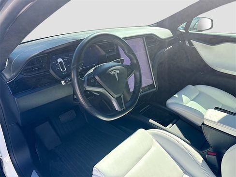 Used 2021 Tesla Model S Long Range Plus image 10