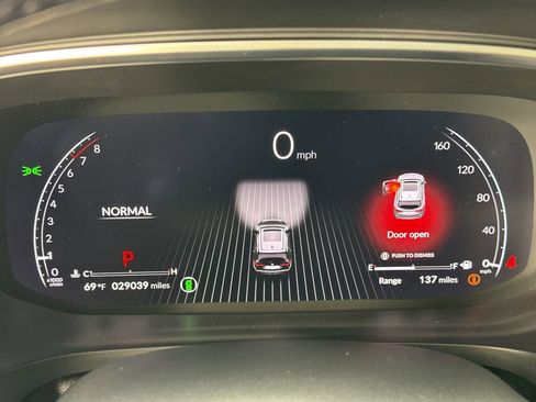 Used 2023 Acura MDX SH-AWD w/ Technology Package image 16