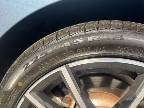 Used 2021 BMW 430i Convertible w/ Premium Package image 38