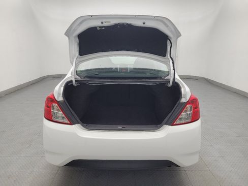Used 2017 Nissan Versa SV FWD image 29