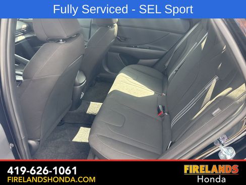Used 2025 Hyundai Elantra Sport FWD image 24