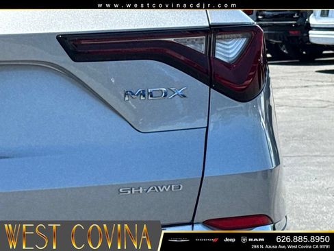 Used 2025 Acura MDX SH-AWD w/ Technology Package image 15