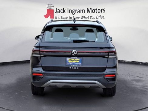 Used 2025 Volkswagen Taos S image 4