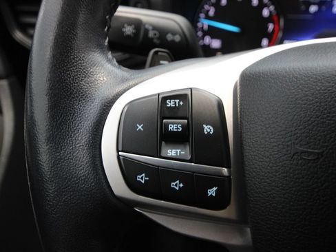 Used 2020 Ford Explorer XLT w/ Comfort Package AWD/4WD image 18