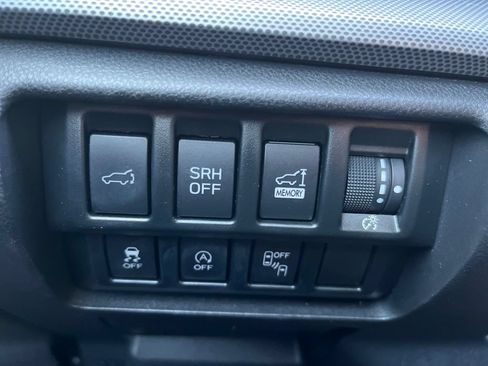 Used 2020 Subaru Forester Limited AWD/4WD image 26