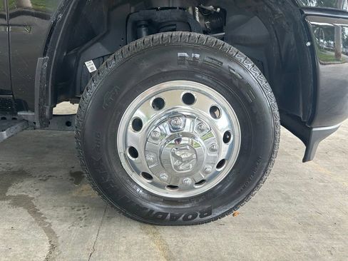 Used 2026 RAM 3500 Big Horn AWD/4WD image 25