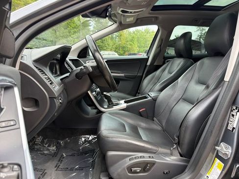 Used 2016 Volvo XC60 T5 Premier AWD/4WD image 11