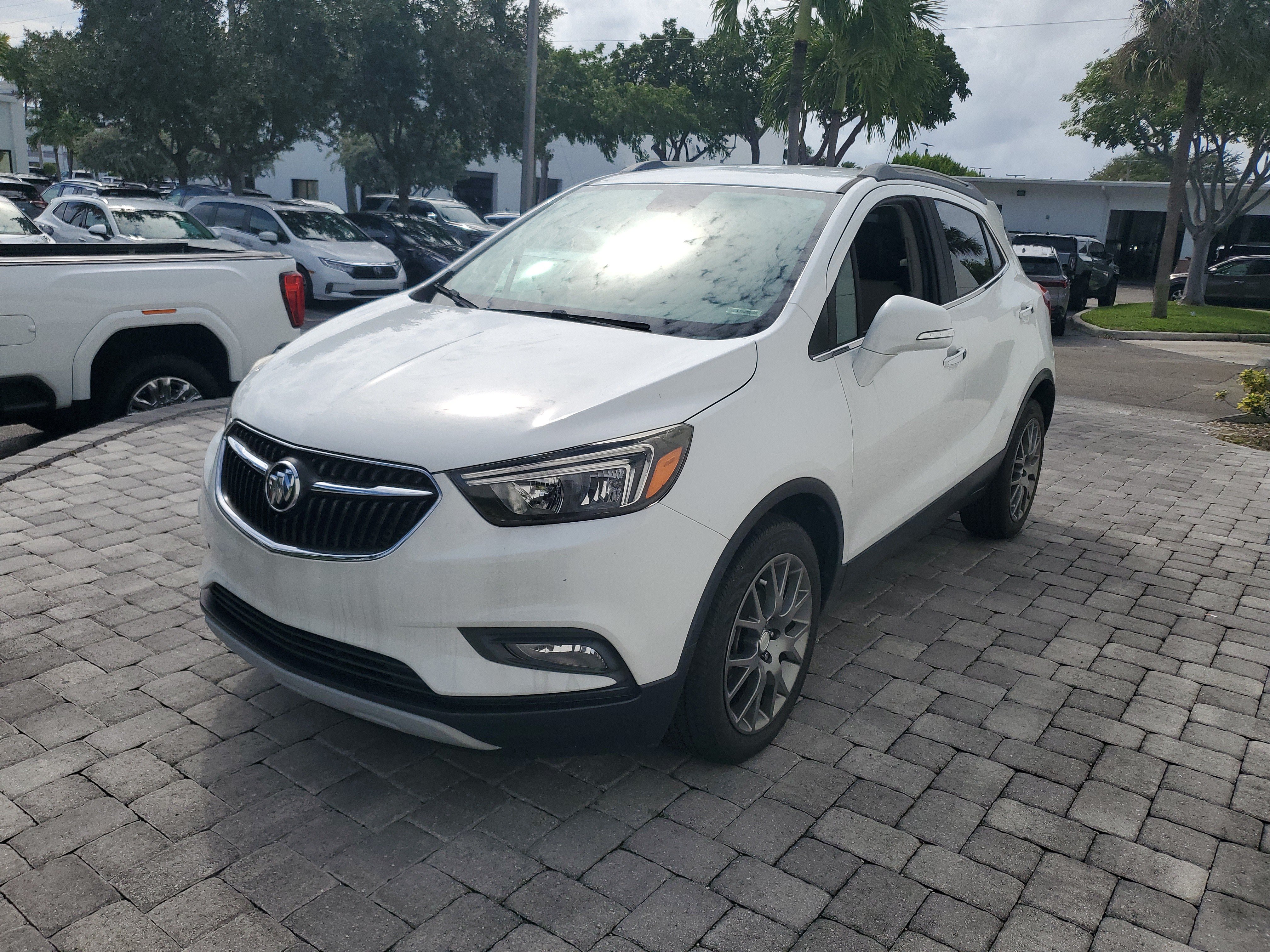 Used 2019 Buick Encore Sport Touring w/ Safety Package FWD image 3