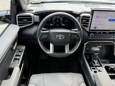 Used 2024 Toyota Tundra Limited AWD/4WD image 24