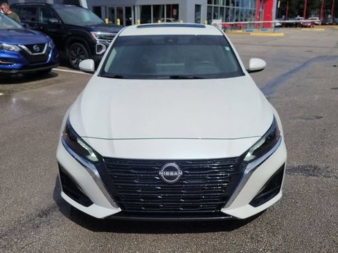 Certified 2025 Nissan Altima 2.5 SV w/ SV Special Edition Package FWD image 6