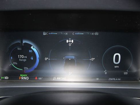 Used 2023 Ford F150 Lightning XLT image 10