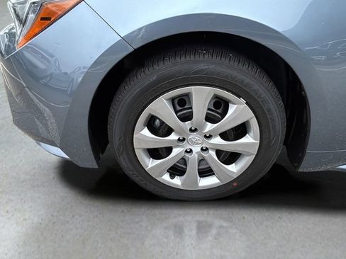 New 2026 Toyota Corolla LE FWD image 27
