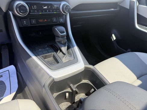 Used 2022 Toyota RAV4 XLE Premium FWD image 18