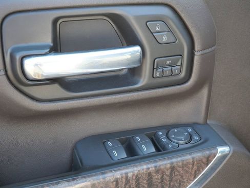 Used 2022 GMC Sierra 3500 Denali image 34