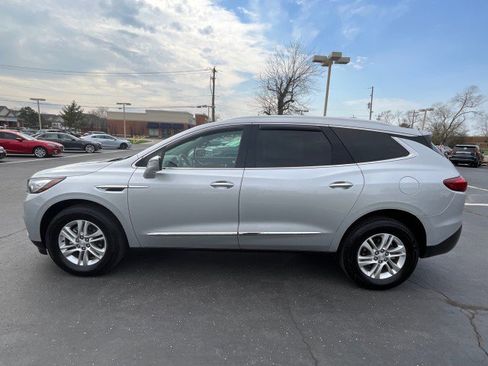 Used 2021 Buick Enclave Essence FWD image 4