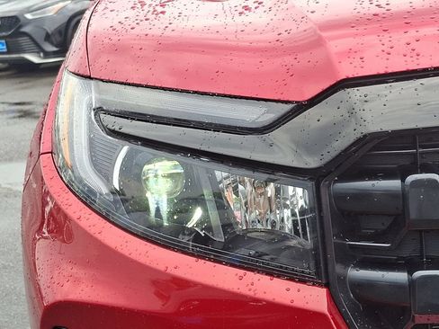 Used 2024 Honda Ridgeline Sport image 9