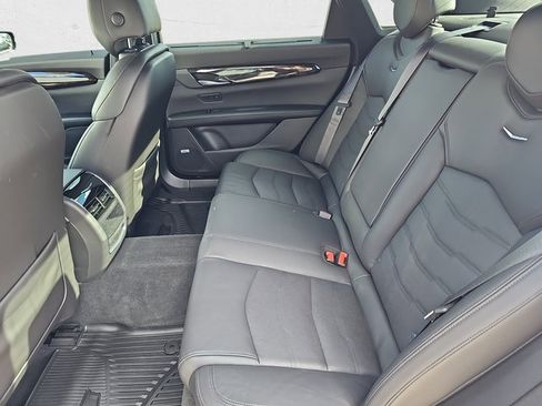 Used 2018 Cadillac CT6 Luxury image 14