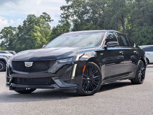 Used 2024 Cadillac CT5 V w/ Premium Package RWD image 4