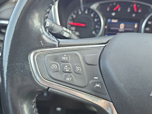Used 2020 Chevrolet Equinox LT FWD image 25