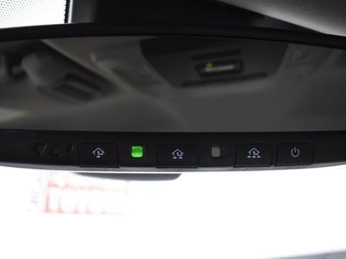 Used 2022 Toyota Camry XSE FWD image 19