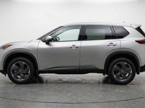 Used 2025 Nissan Rogue SV AWD/4WD image 5