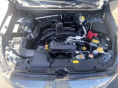 Used 2024 Subaru Crosstrek 2.0i Premium image 25