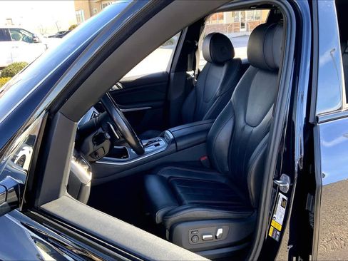 Used 2022 BMW X5 xDrive45e w/ M Sport Package image 6
