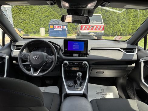 Certified 2023 Toyota RAV4 SE w/ Convenience Package AWD/4WD image 15
