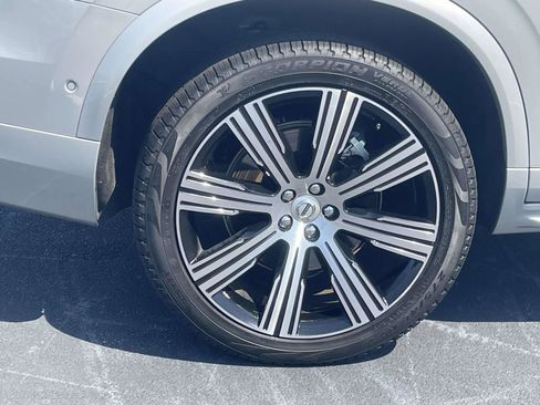 Certified 2024 Volvo XC90 T8 Ultimate w/ Protection Package Premier AWD/4WD image 9
