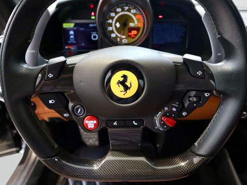 Certified 2020 Ferrari 812 Superfast RWD image 22