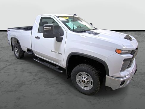 Used 2025 Chevrolet Silverado 2500 W/T w/ WT Convenience Package AWD/4WD image 5