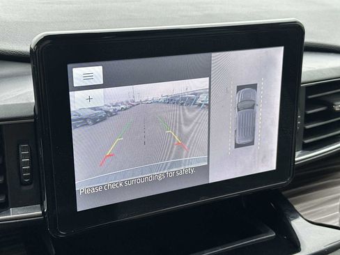 Used 2021 Ford Explorer Limited w/ Equipment Group 301A image 22